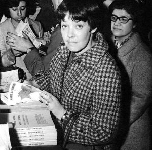 1962 Buenos Aires, María Elena Walsh librería El Ateneo